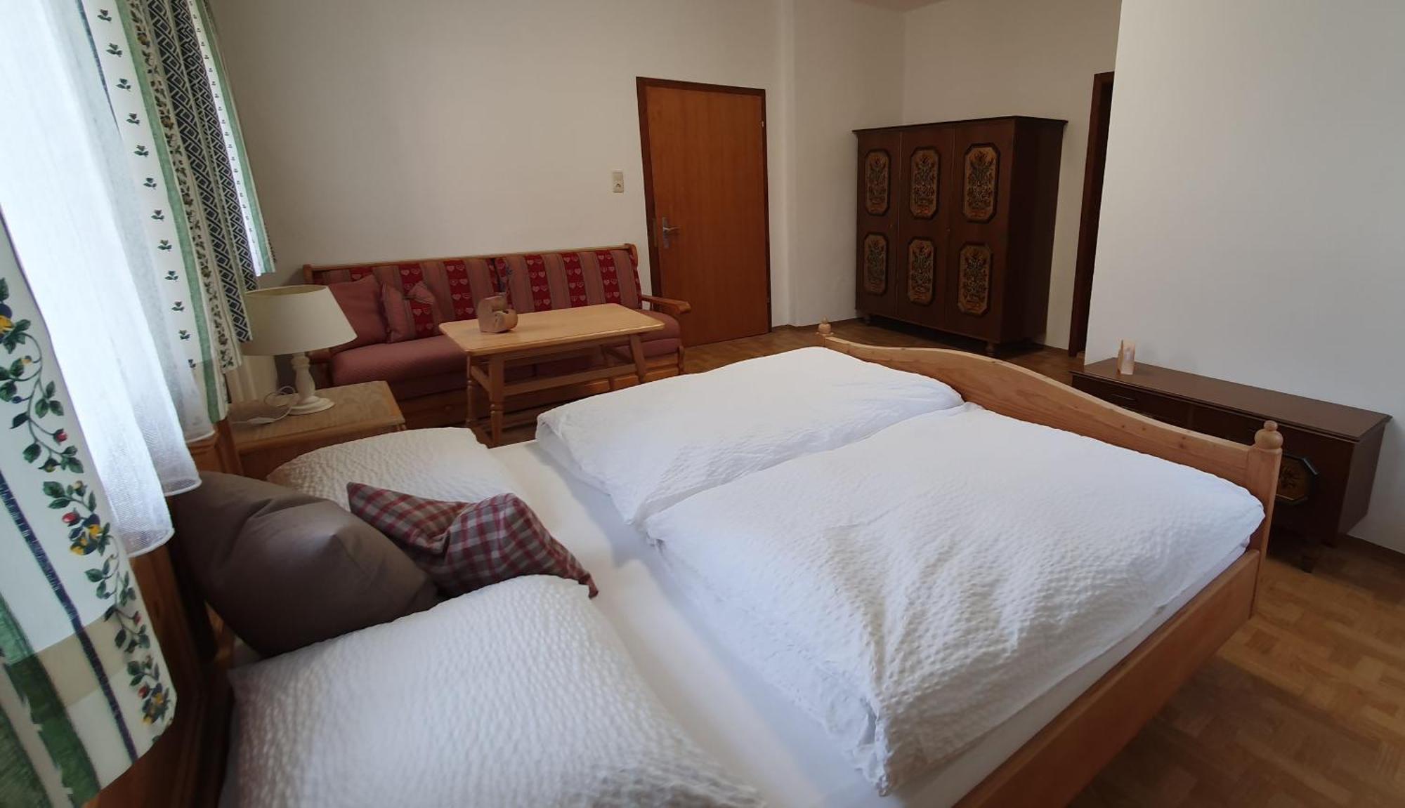 Neufangbauer, Familie Sabine Und Peter Hauser Farm stay